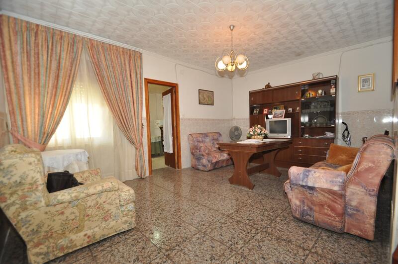 5 bedroom Country House for sale
