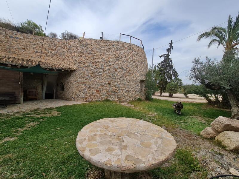 5 bedroom Cave House for sale