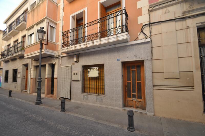 Maison de Ville à vendre dans Novelda, Alicante