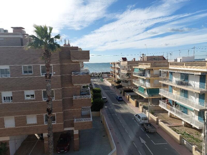 Lägenhet till salu i Santa Pola, Alicante
