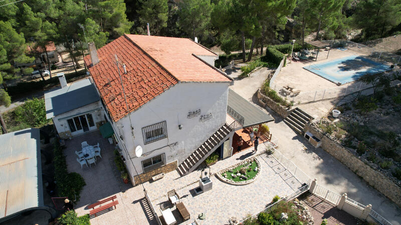 6 chambre Auberge à vendre