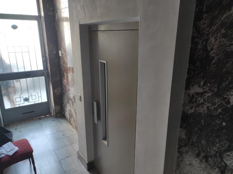 4 slaapkamer Appartement Te koop