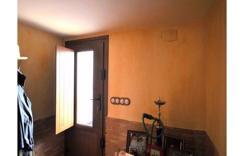 5 bedroom Townhouse for sale