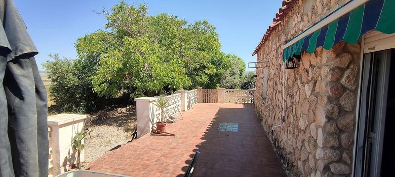 4 bedroom Country House for sale