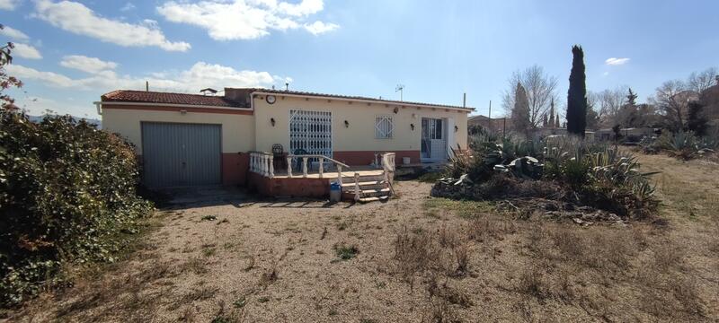 Landsted til salg i Sax, Alicante