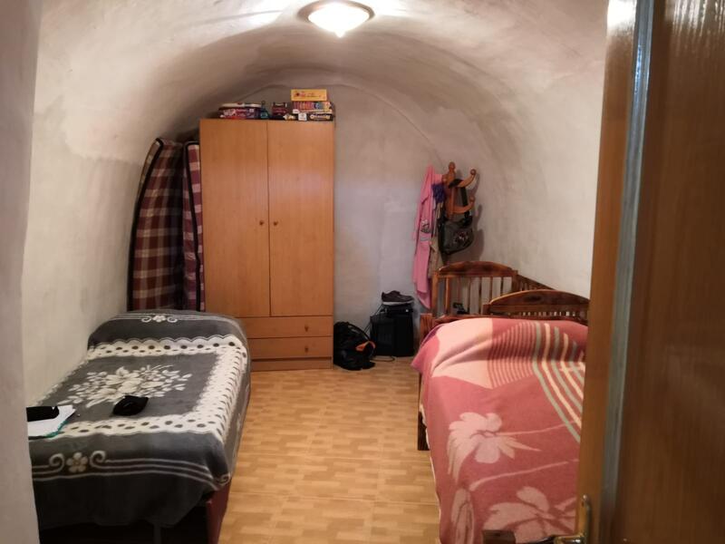 3 soveværelse Grottehus til salg