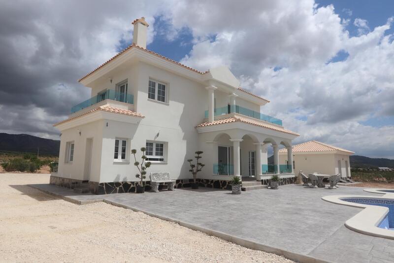 4 bedroom Villa for sale