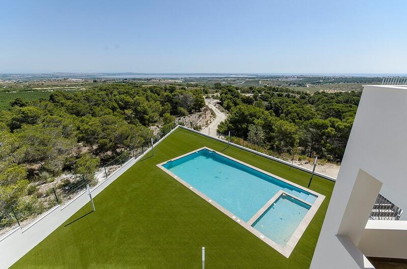 Adosado en venta en San Miguel de Salinas, Alicante