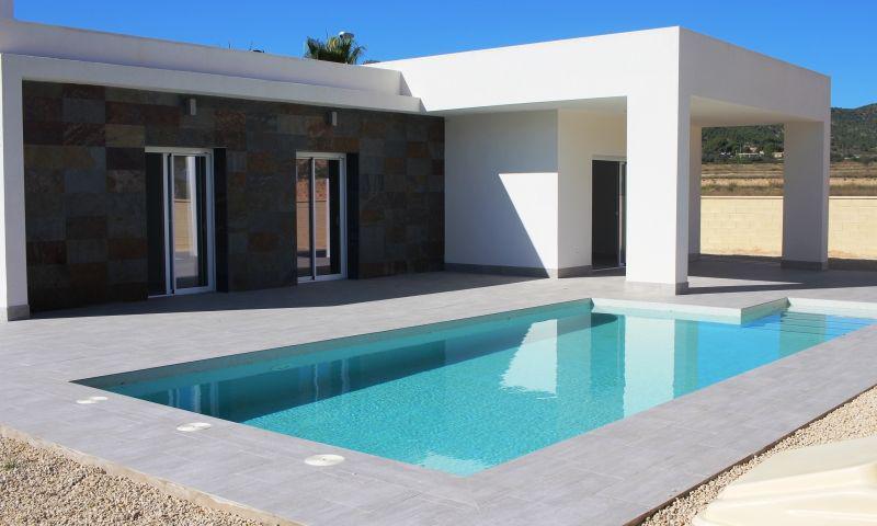 Villa for sale in La Romana, Alicante