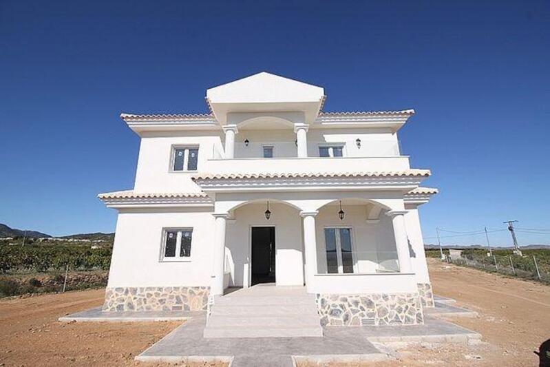 Villa Te koop in Pinoso, Alicante