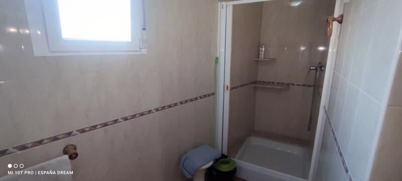 2 Cuarto Adosado en venta