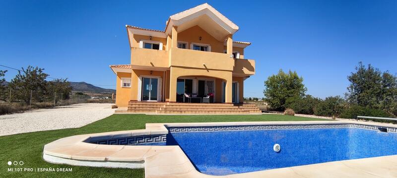 4 bedroom Villa for sale