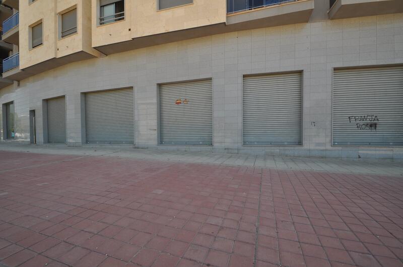 Commercieel vastgoed Te koop in Elda, Alicante