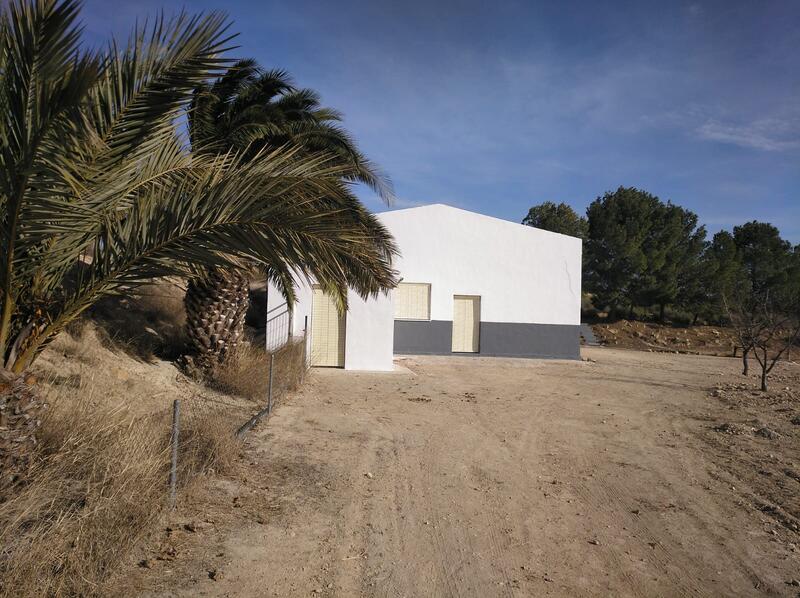 Erhvervsejendom til salg i Yecla, Murcia