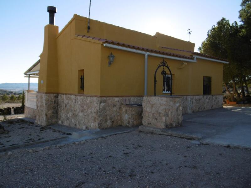 Villa til salgs i Yecla, Murcia
