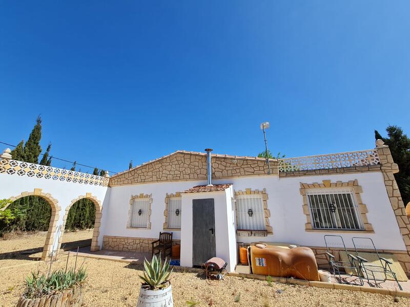 Villa til salg i Monóvar, Alicante