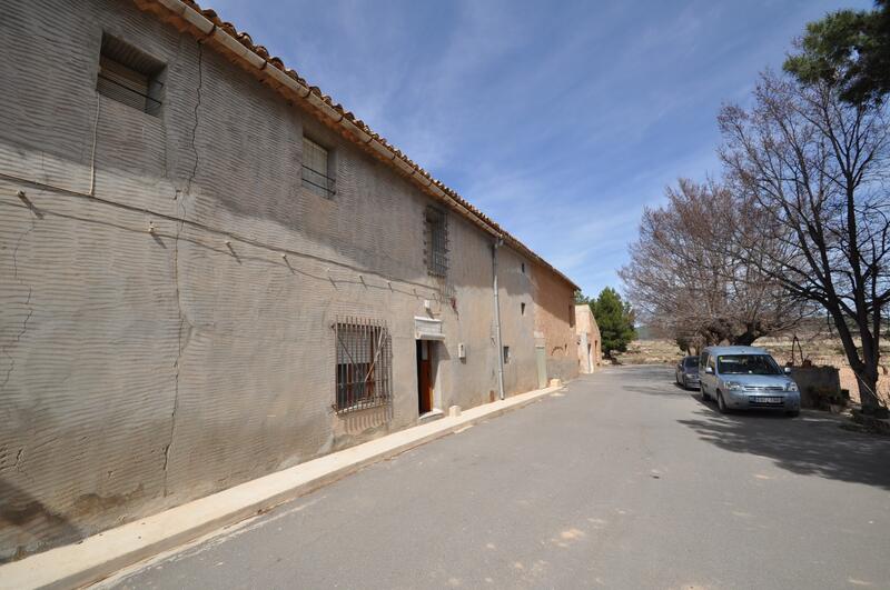 6 Cuarto Casa de Campo en venta