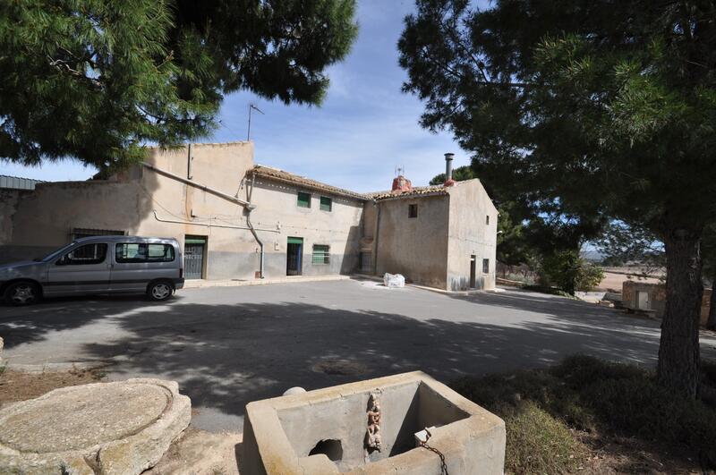 6 Cuarto Casa de Campo en venta