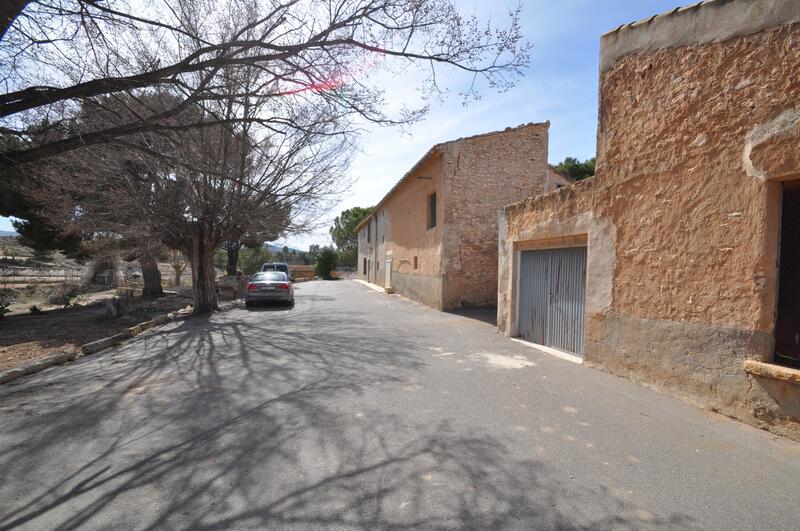 6 Cuarto Casa de Campo en venta