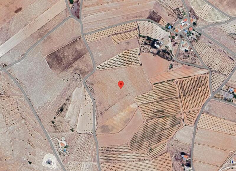 Land Te koop in Pinoso, Alicante