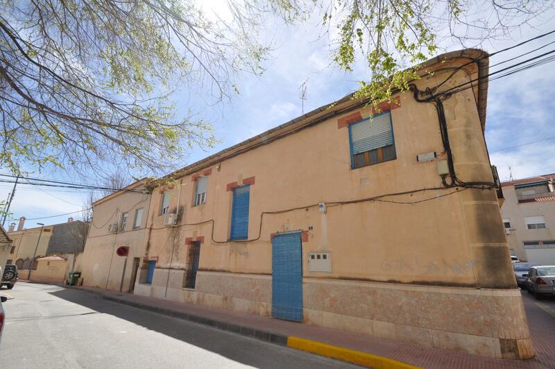 Byhus til salg i Algueña, Alicante