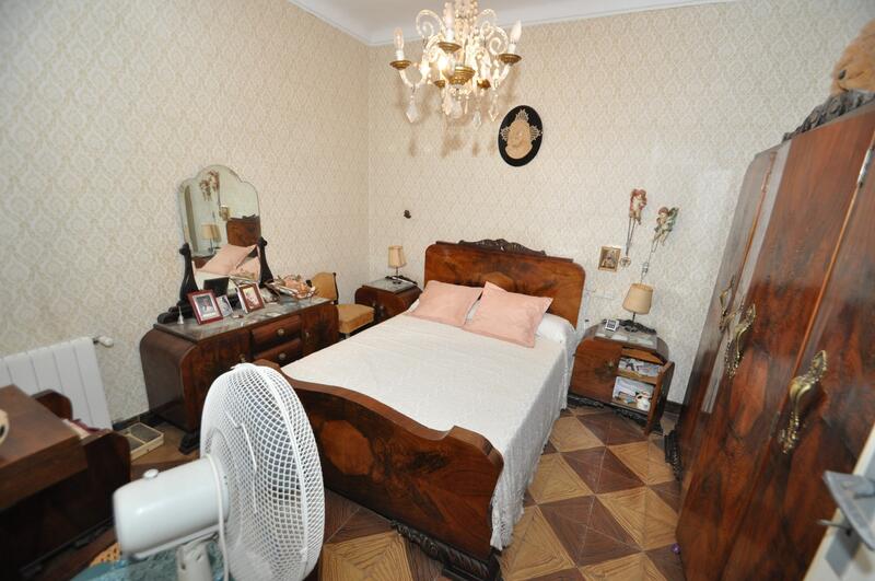 11 Cuarto Adosado en venta