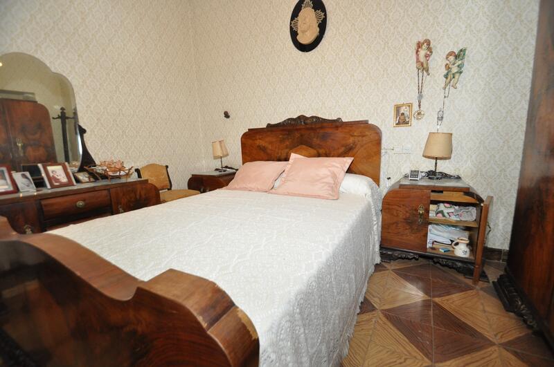 11 Cuarto Adosado en venta