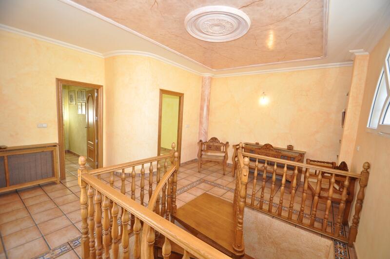 5 bedroom Villa for sale