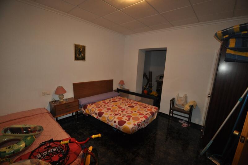 5 bedroom Country House for sale