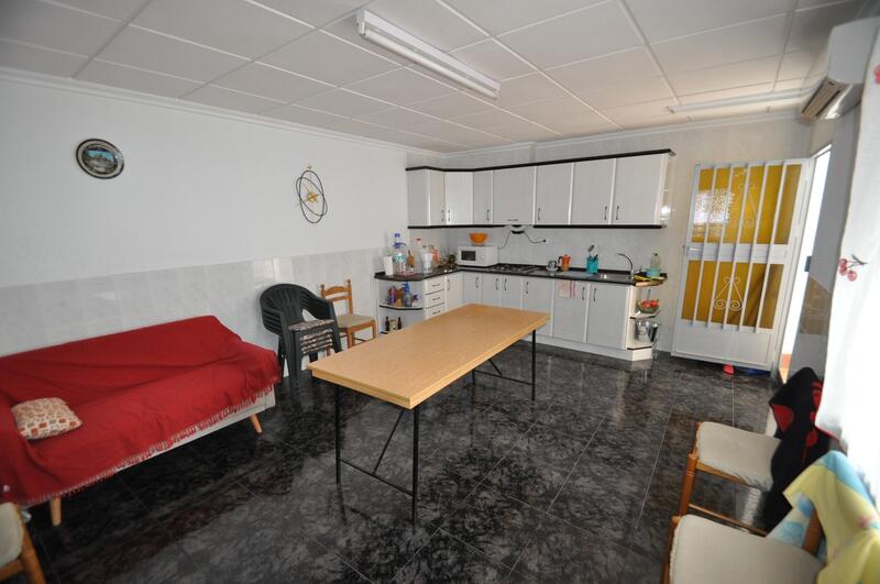 5 bedroom Country House for sale