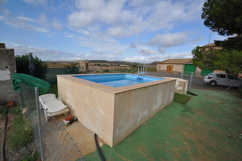 5 bedroom Country House for sale