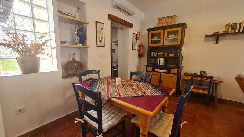 3 bedroom Townhouse for sale