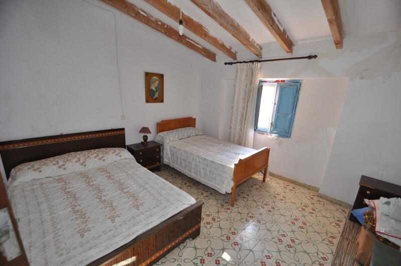 4 Cuarto Casa Cueva en venta