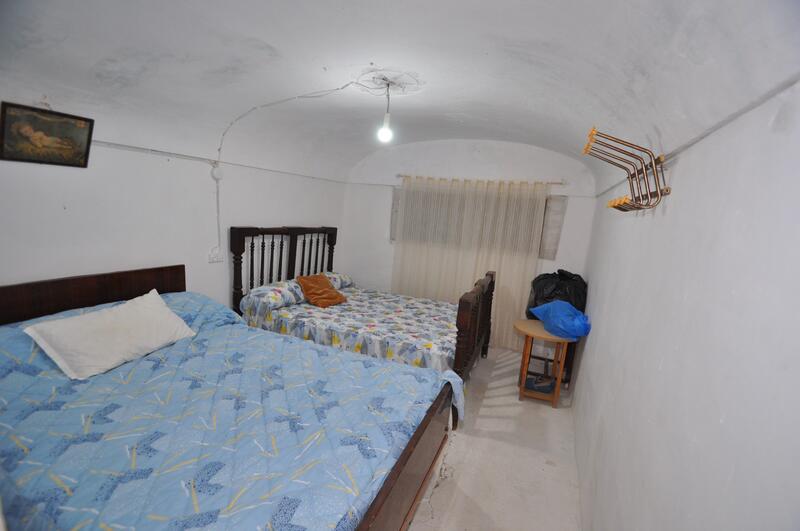 4 Cuarto Casa Cueva en venta