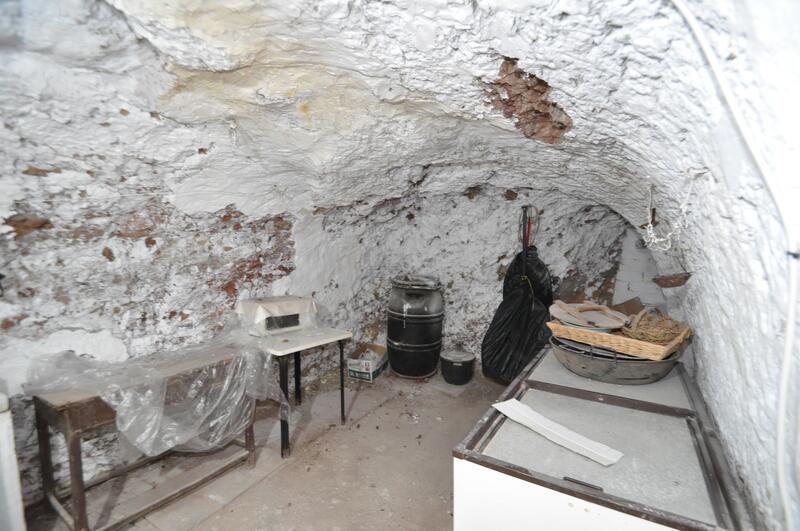 4 Cuarto Casa Cueva en venta