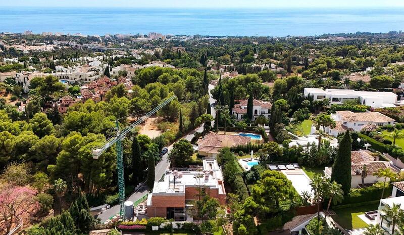 6 bedroom Villa for sale