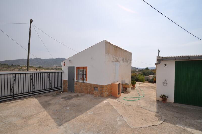 9 Cuarto Casa de Campo en venta