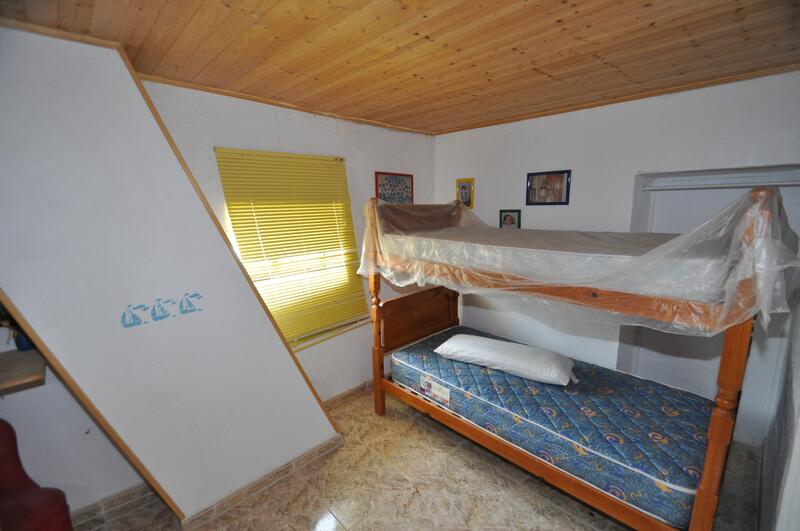 4 bedroom Townhouse for sale