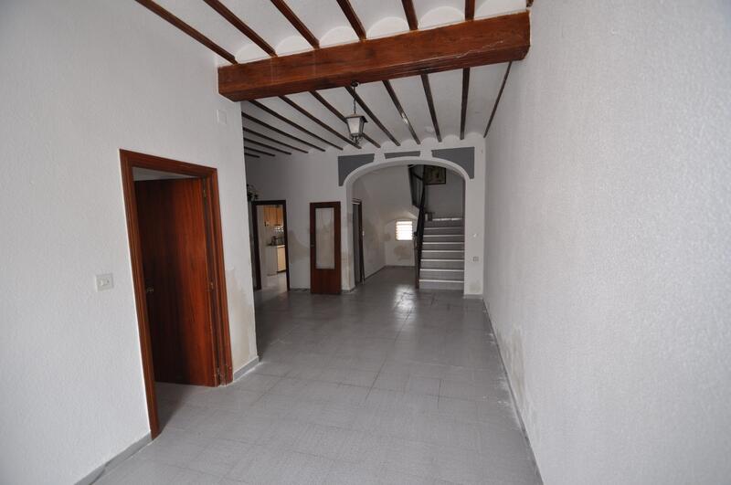 3 bedroom Townhouse for sale