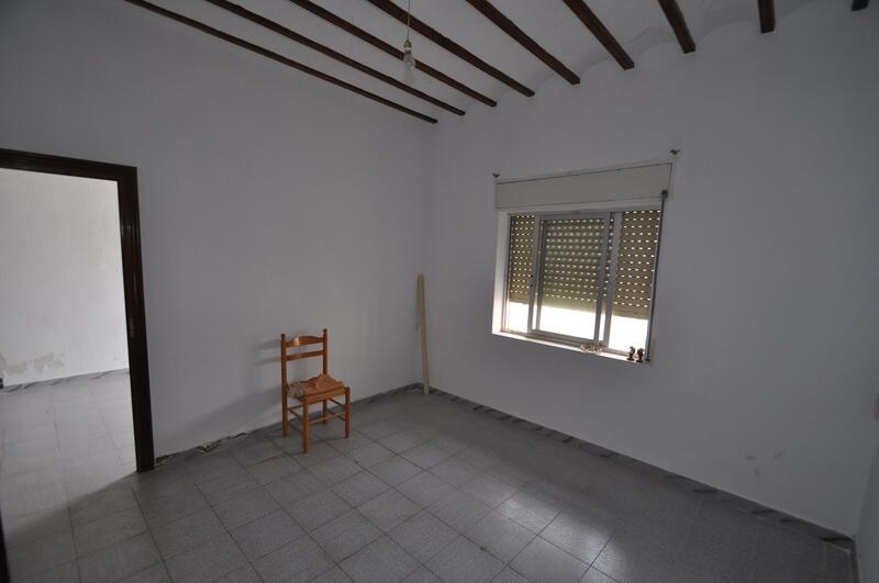 3 bedroom Townhouse for sale