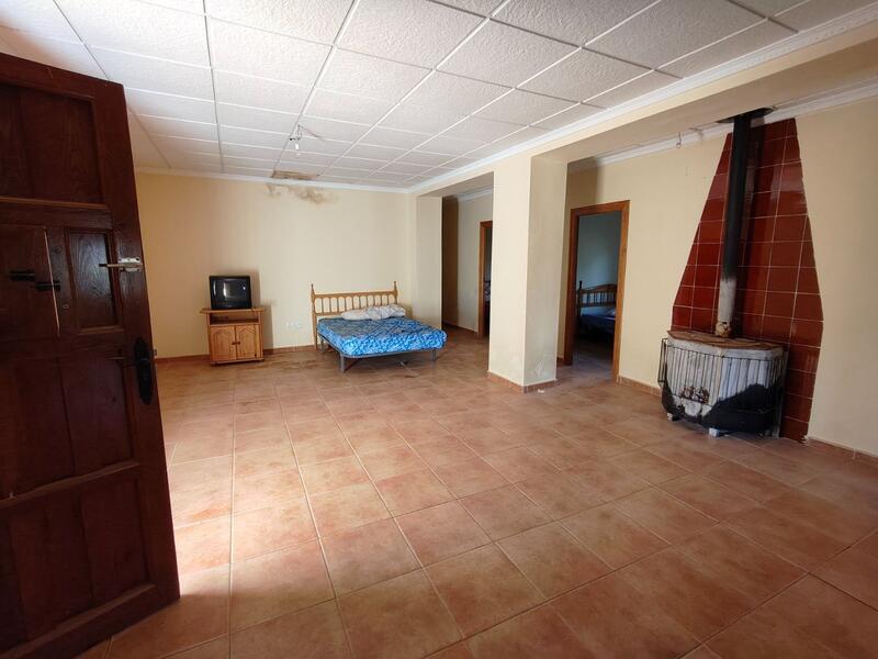 10 bedroom Country House for sale