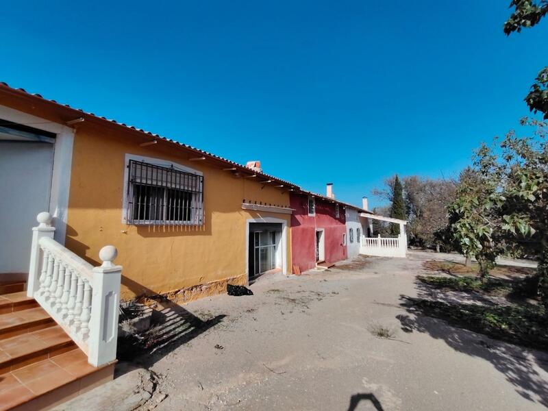 10 bedroom Country House for sale