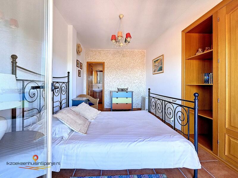 5 bedroom Villa for sale