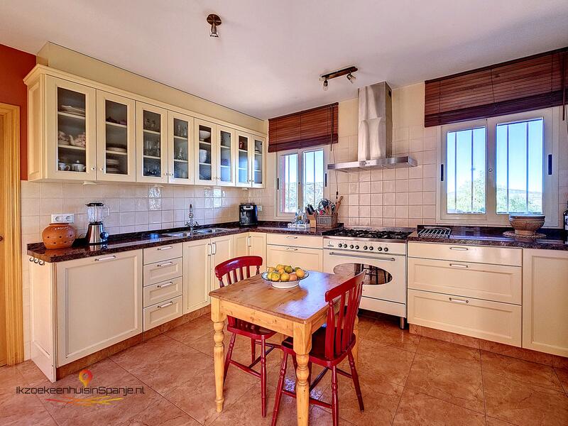 5 bedroom Villa for sale