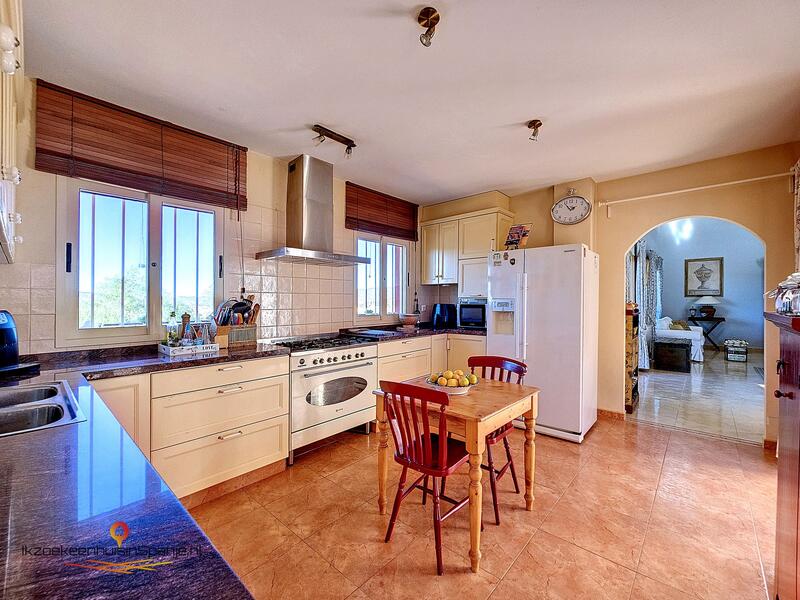 5 bedroom Villa for sale