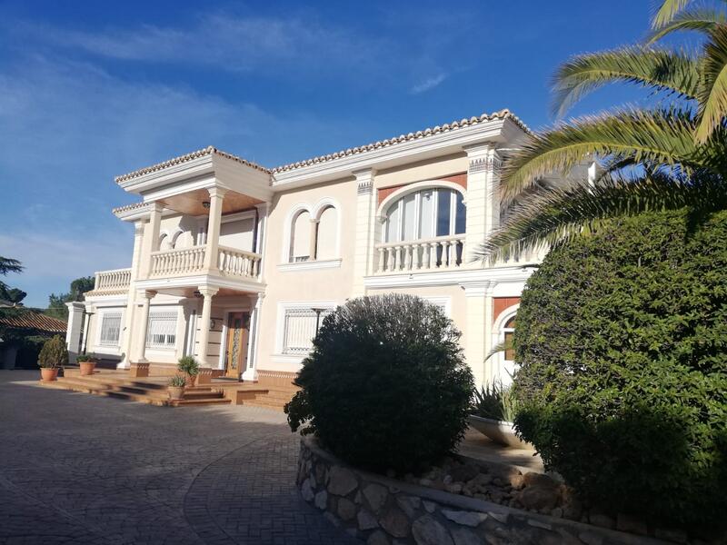 4 chambre Villa à vendre