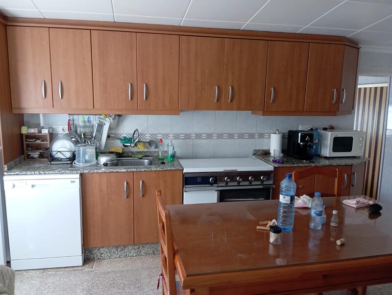 3 спальная комната вилла продается