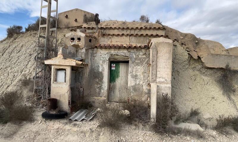 Дом в пещере продается в Abanilla, Murcia