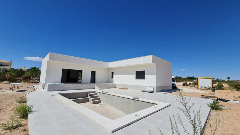 вилла продается в Pinoso, Alicante