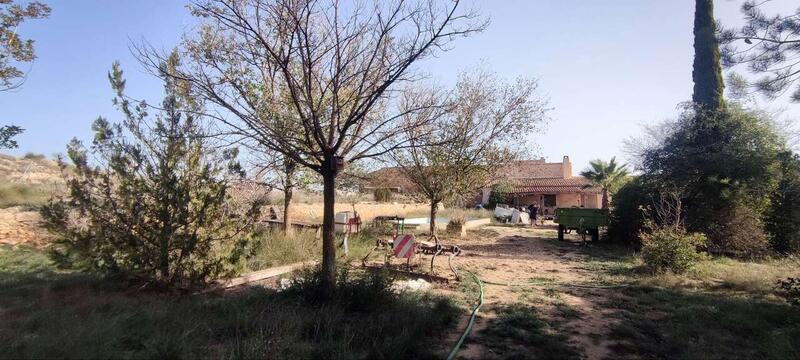 4 bedroom Country House for sale